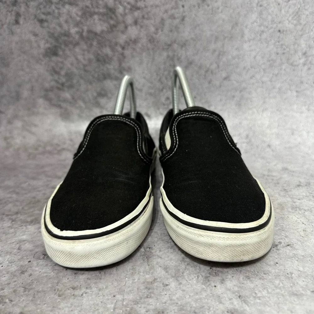 Vans Slip On Shoes Womens 7.5 Black White Classic Canvas Skate Sneakers Low